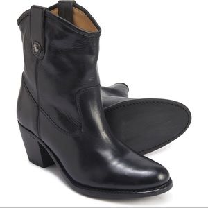 Frye Jackie Button Short - NIB